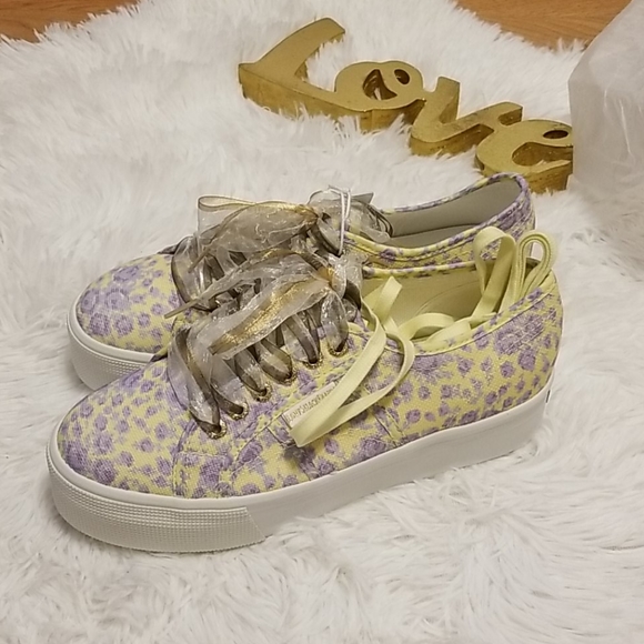 RELISTED IN CLOSET!!!!!!! - Picture 9 of 14